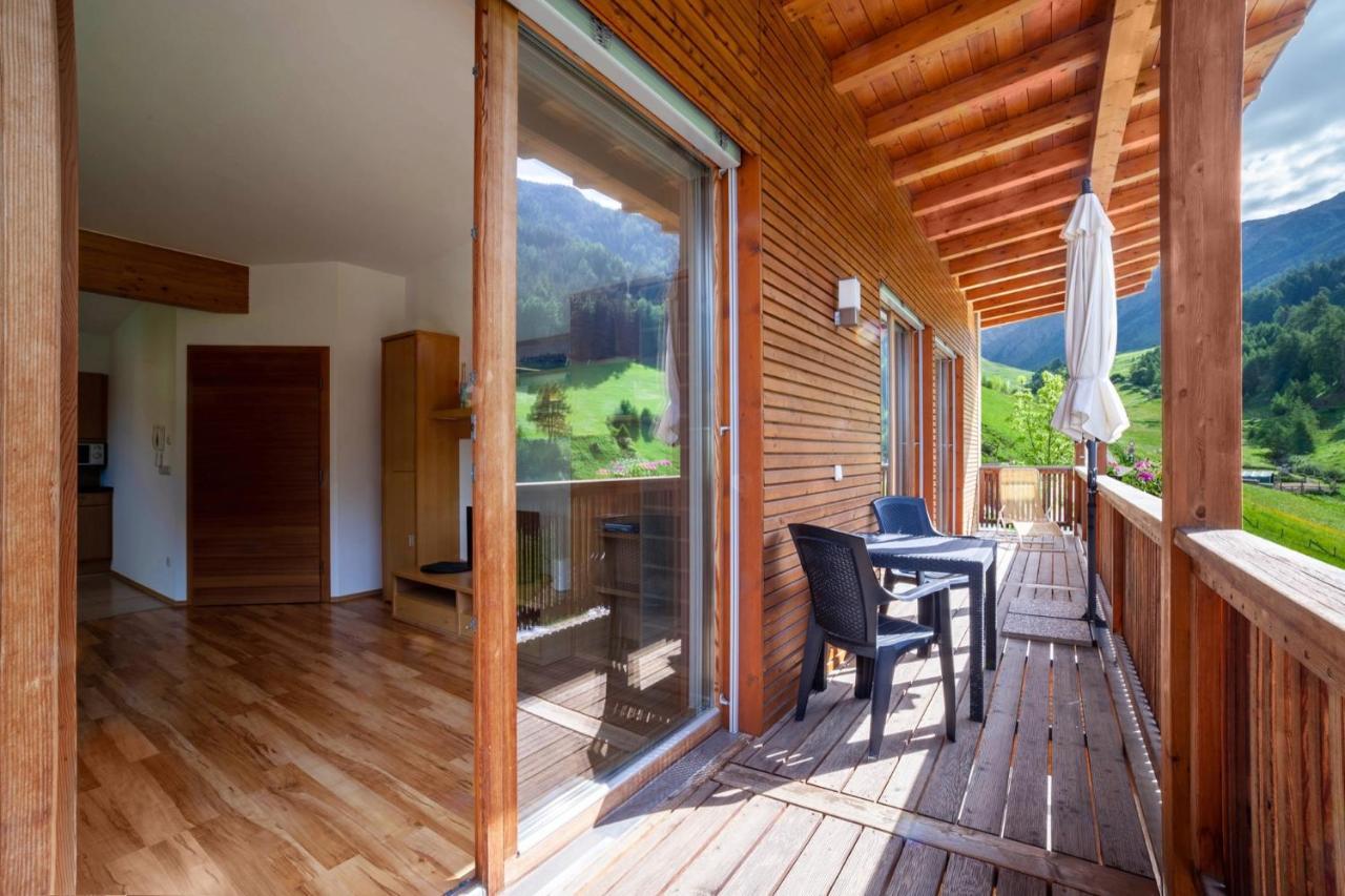 Pritscheshof Ferienwohnung Balkon Malles Venosta Exterior foto